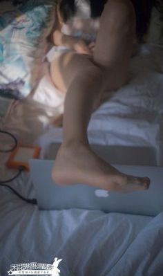花蝴蝶免费观看大牛影库_1080在线观看视频