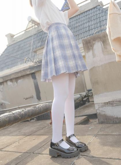 李夫人的家庭背景_BD韩语高清迅雷在线观看