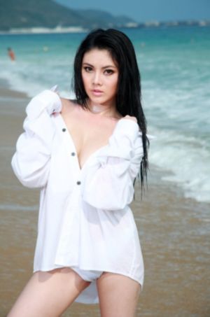 伊人婷婷综合_BD国语天堂在线