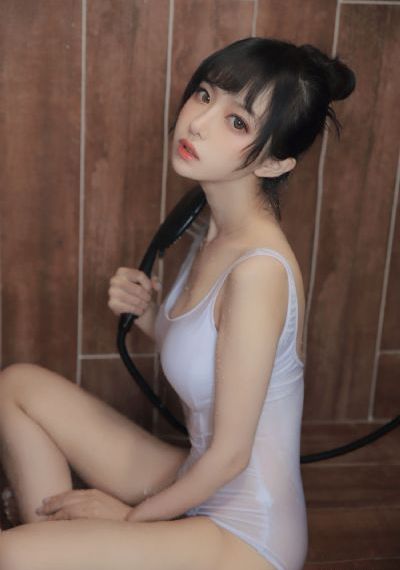 亚洲综合二区精品牛鞭_高清免费在线观看