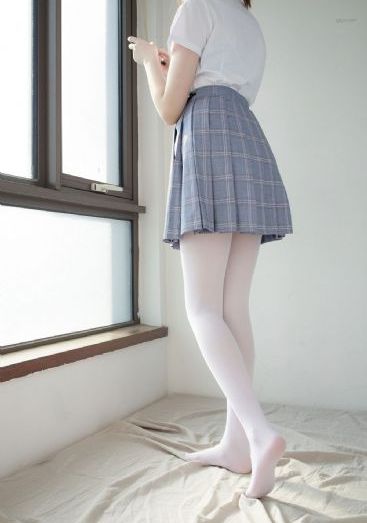手机av色狼村成人电影在线观看_高清电影在线观看