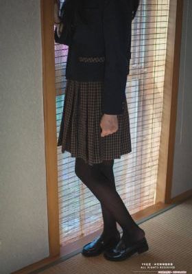 老八日三个媳妇方静何其翔的说说_国产剧在线播放观看