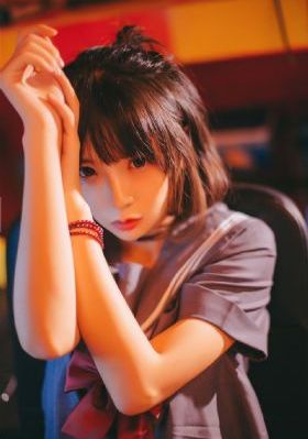 蜜桃臀一区二区_DVD免费观看韩国